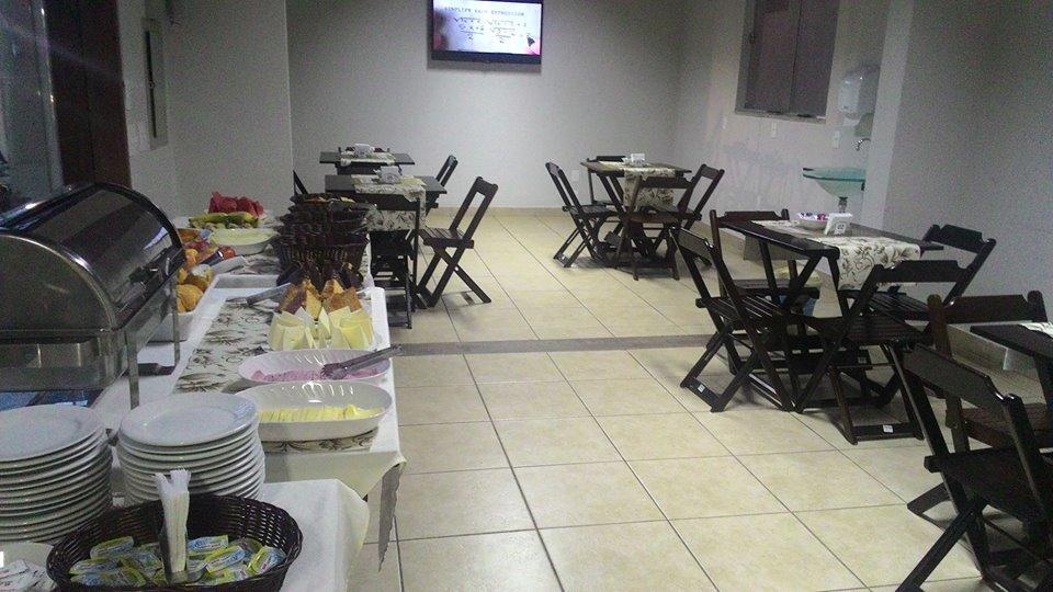 Hotel Pinheiros Chonim de Baixo Luaran gambar