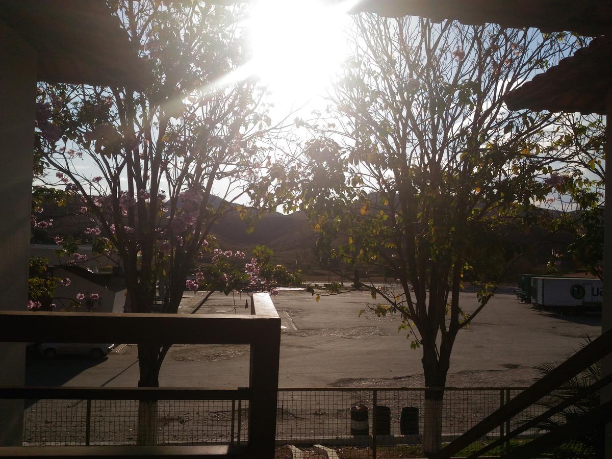 Hotel Pinheiros Chonim de Baixo Luaran gambar
