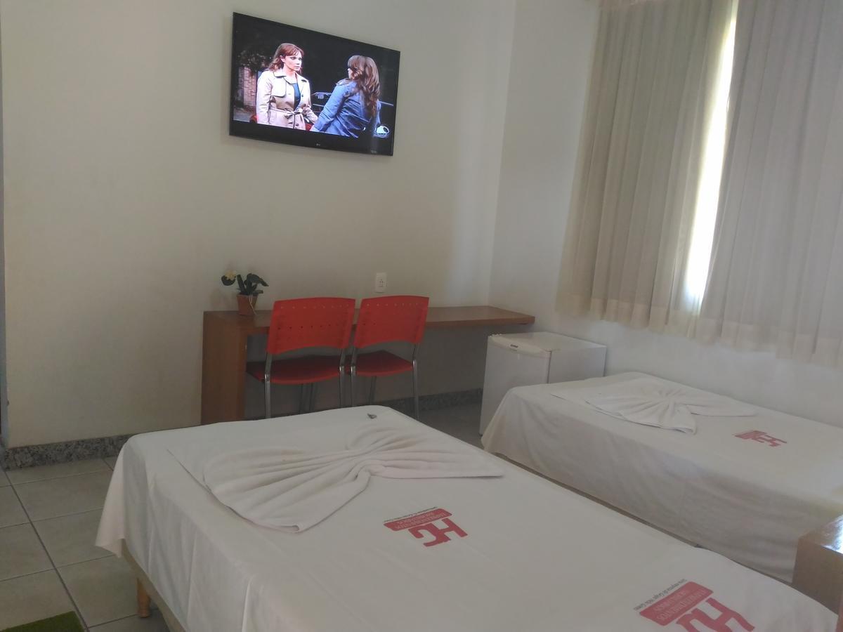 Hotel Pinheiros Chonim de Baixo Luaran gambar